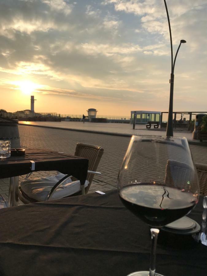 Zeedijk Oostduinkerke Frontaal Zeezicht - Volledig Gerenoveerd 2022!公寓 外观 照片